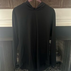 Long sleeve t-shirt with hood